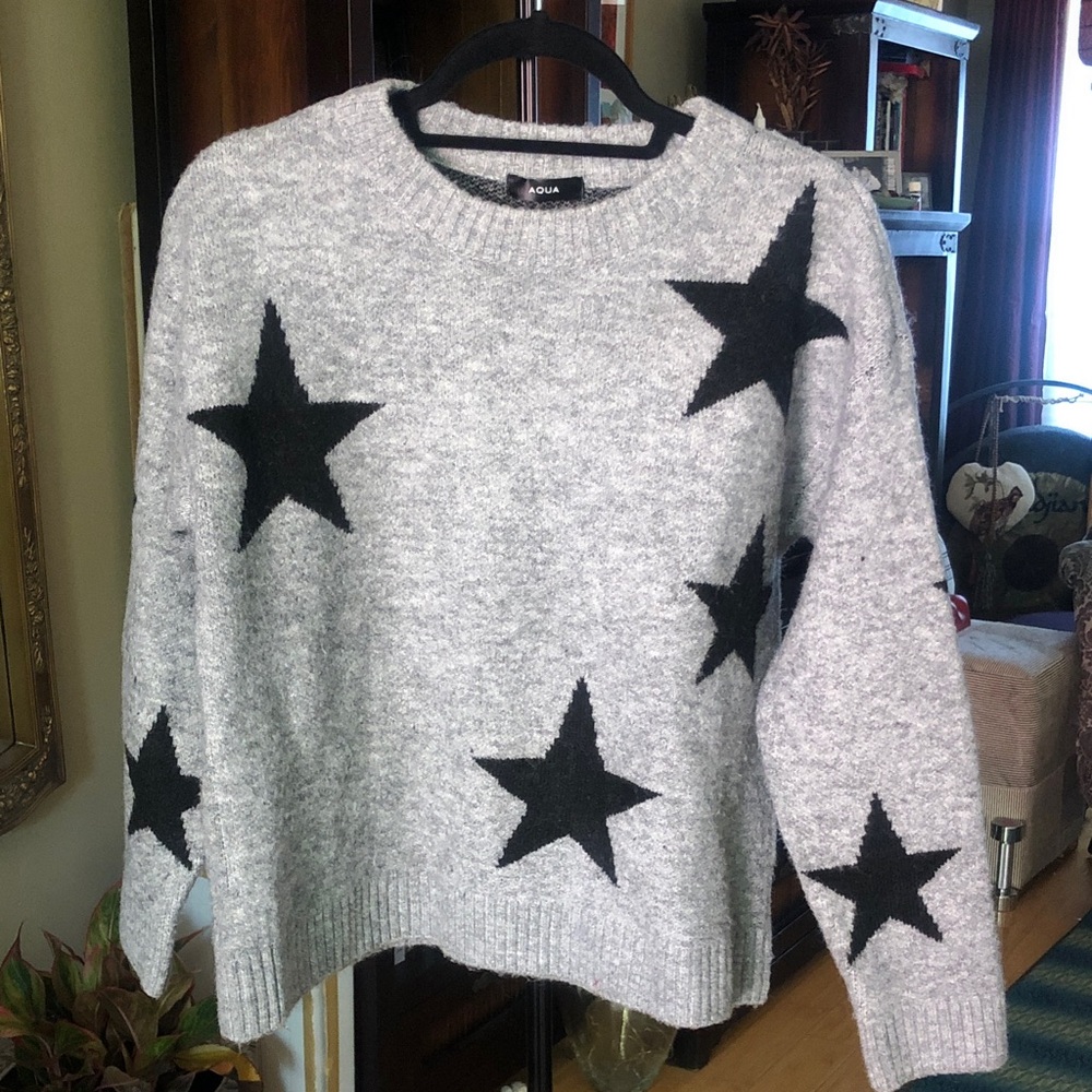 Aqua Gray Crewneck Sweater with Black Star Motif